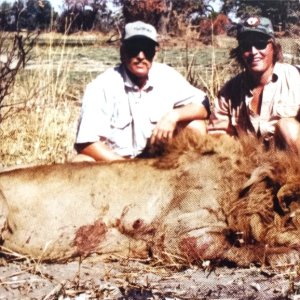 Jeff and Jake House with Jake's lion-Okavango Delta, Botswana