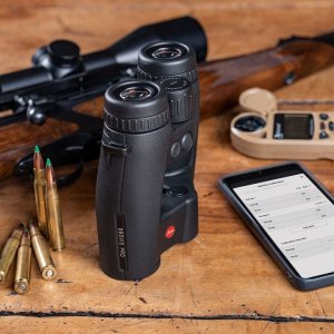 Leica Geovid Pro 32 Binoculars