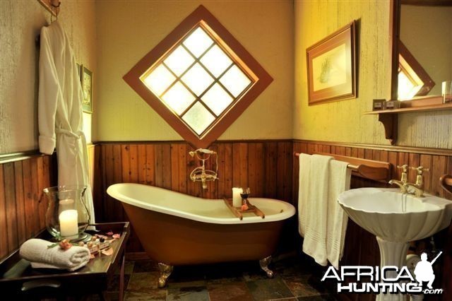 Thuru Lodge - Wintershoek Johnny Vivier Safaris in South Africa