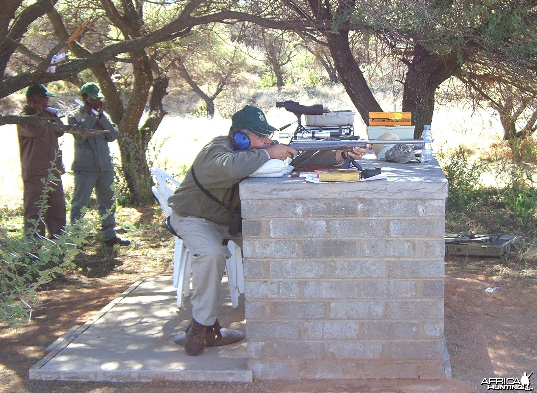 Very steady 100 yard shooting range