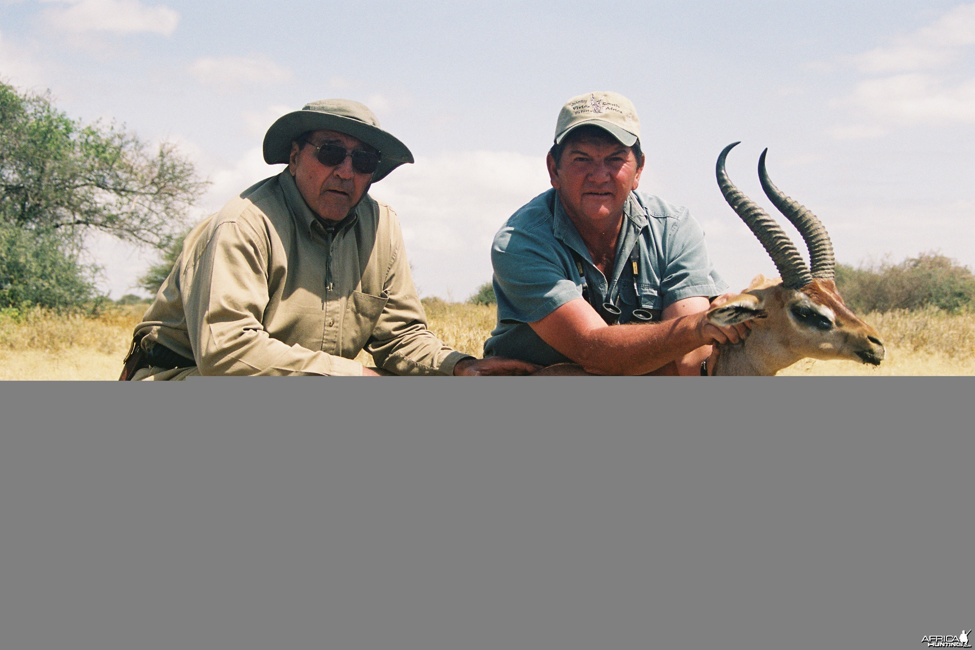 Hunting Gerenuk with Wintershoek Johnny Vivier Safaris in SA