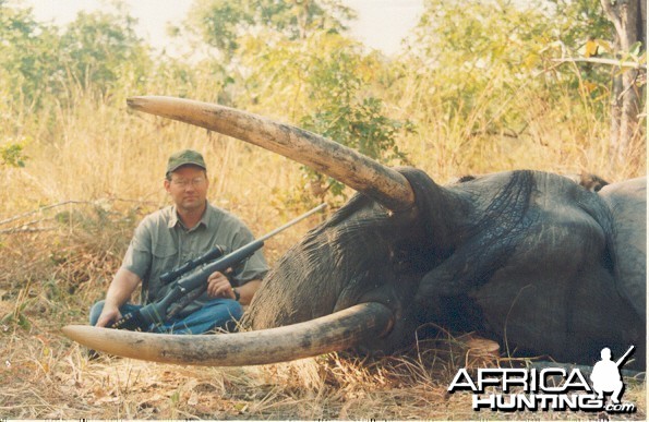 Hunting Elephant with Wintershoek Johnny Vivier Safaris in SA