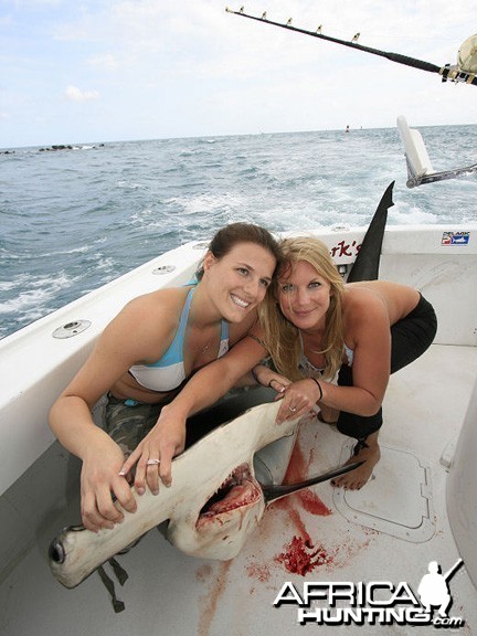 Fishing Babes