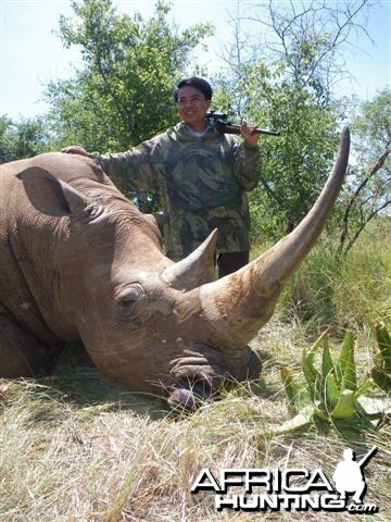 Hunting White Rhino with Cheetau Safaris - South Africa