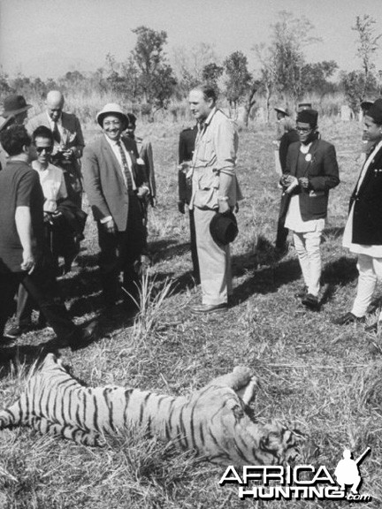Queen Elizabeth II and Prince Philip on Tiger hunt in India 1961