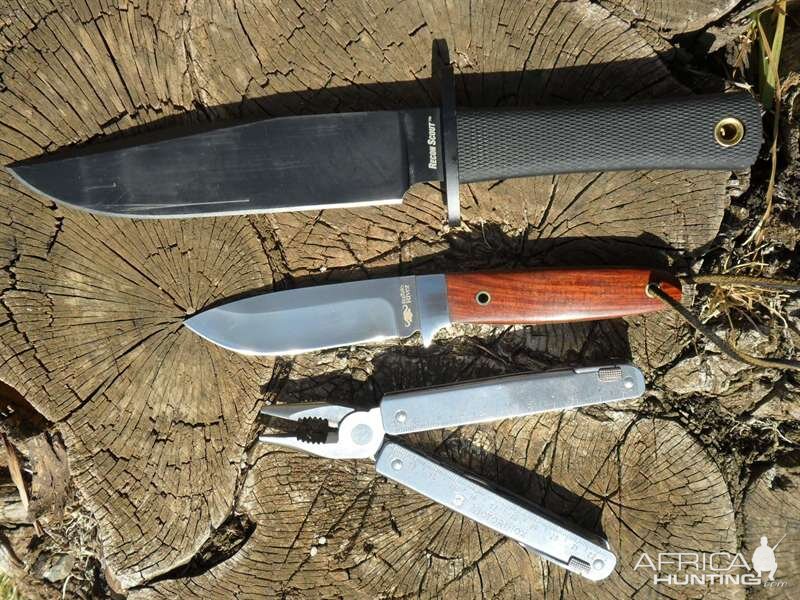 Survival Knives