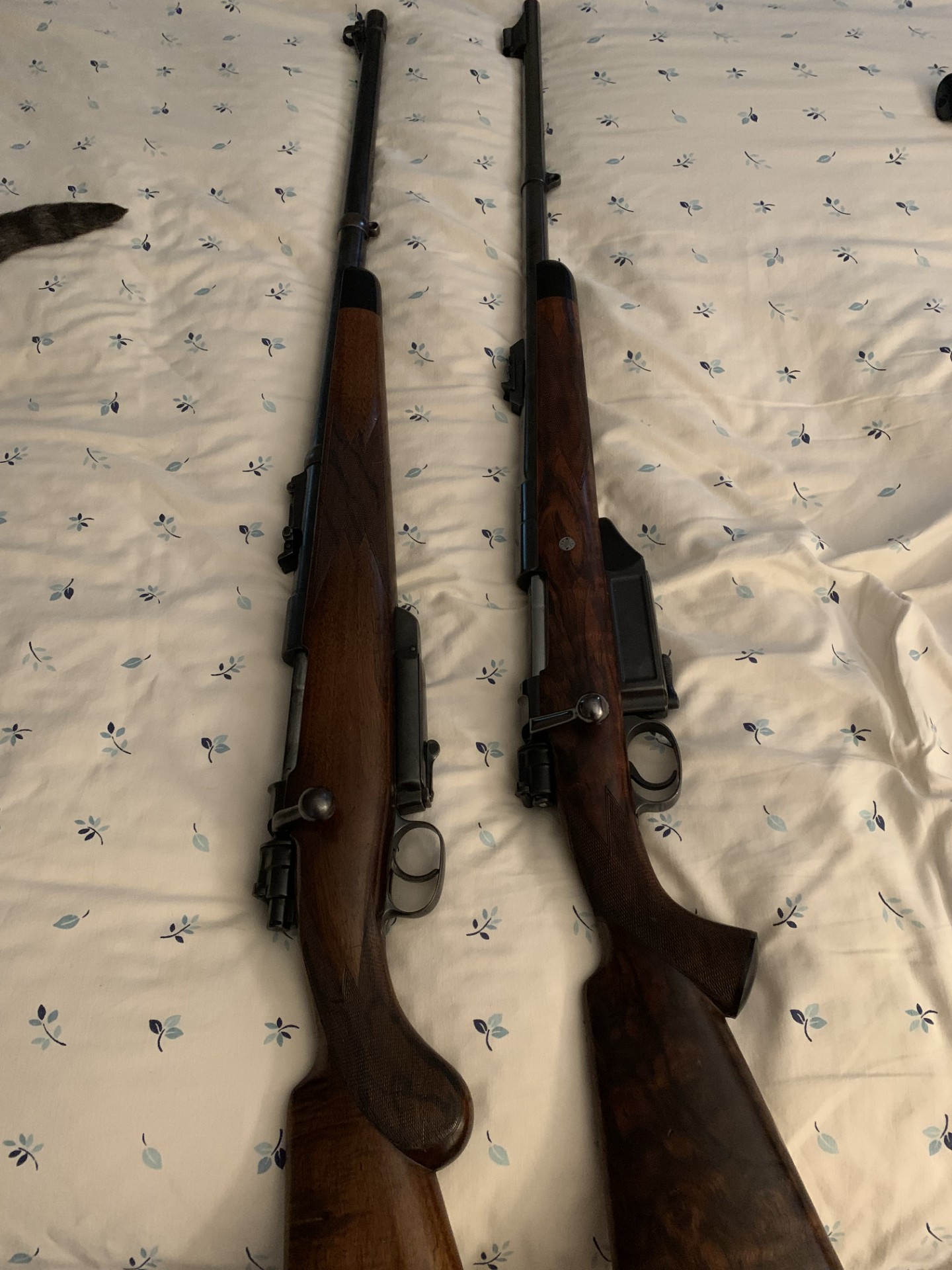 500 and 425 rifles.jpg