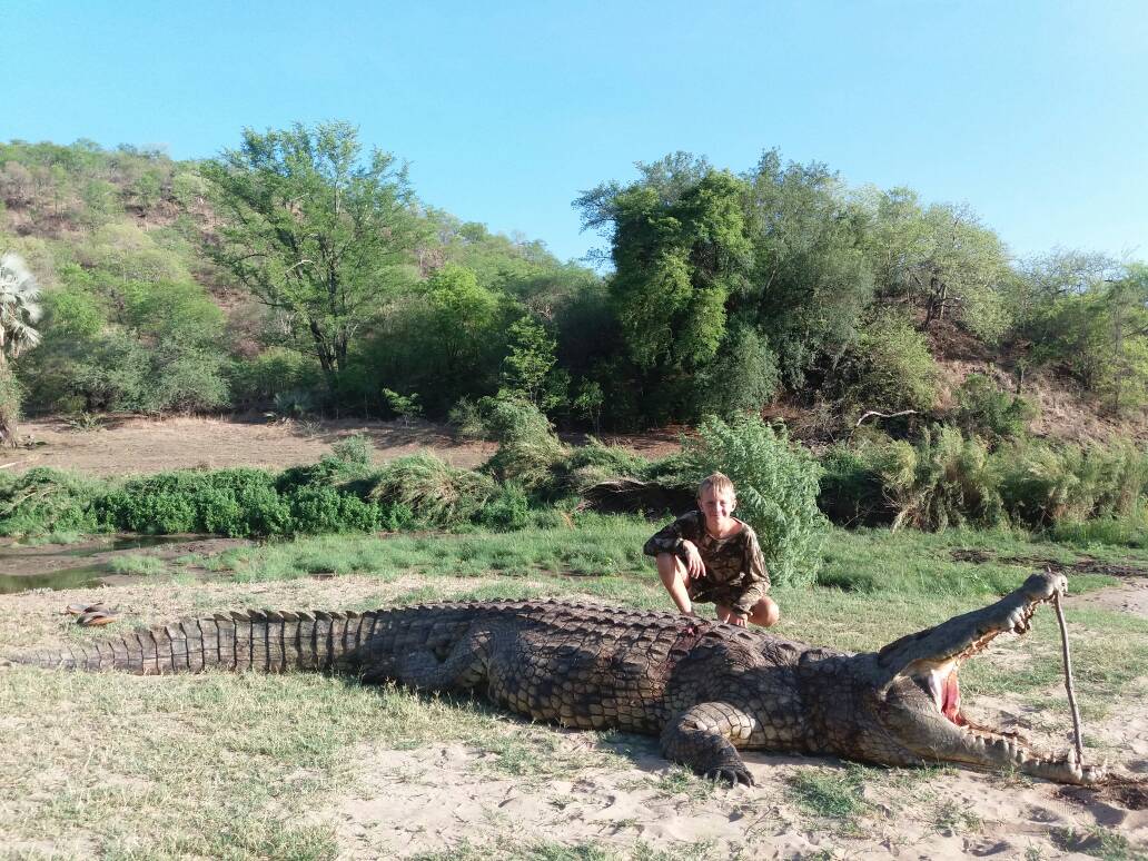 Hippo, Crocodile & Plainsgame Hunting Package Zimbabwe | AfricaHunting.com