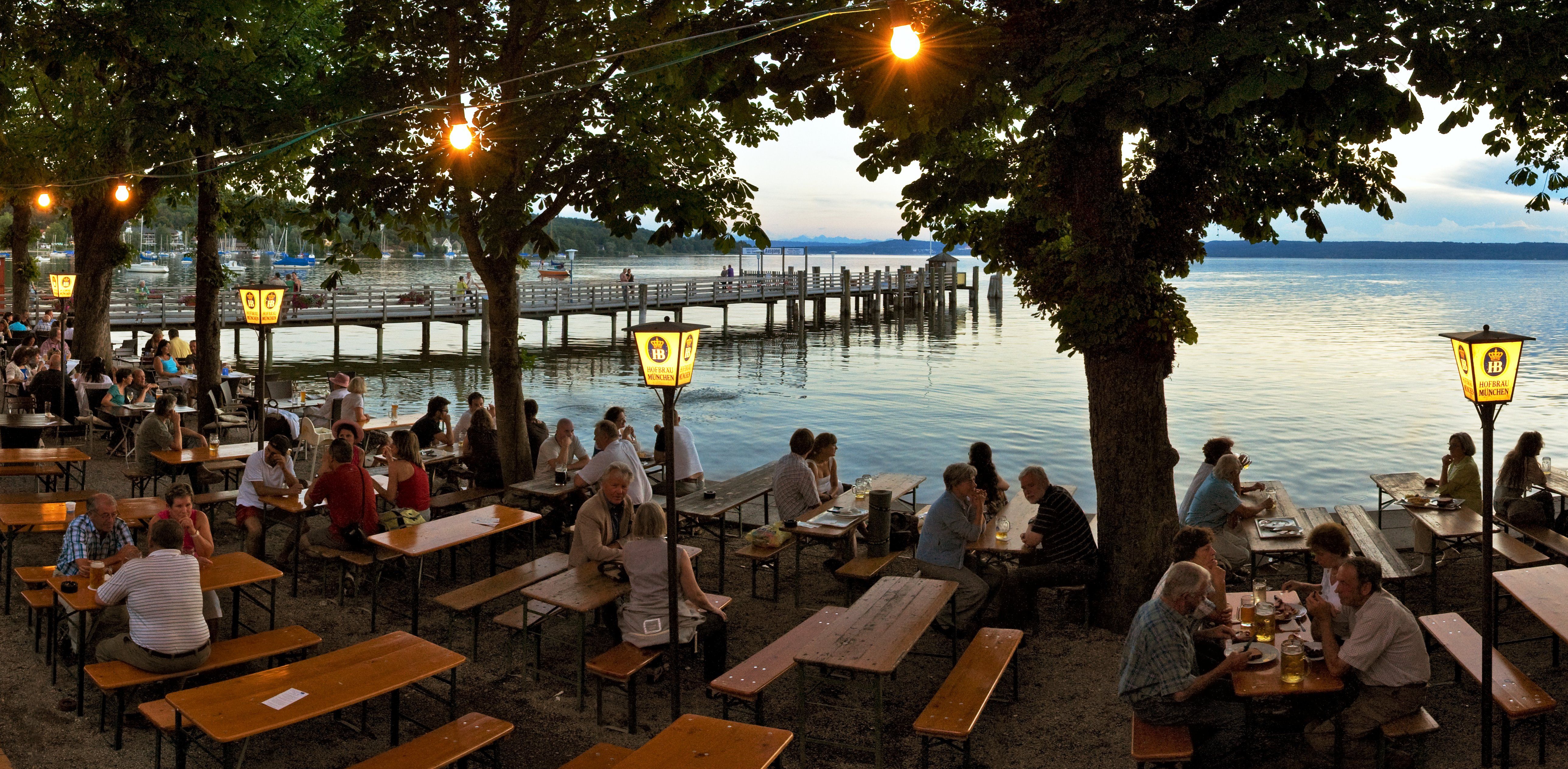 Biergarten-Seehof-Herrsching.jpg