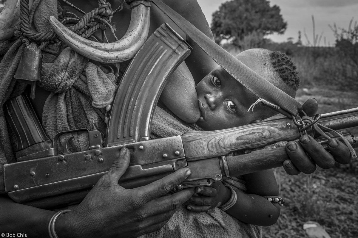 Bob-Chiu-mother-child-weapon-Ethiopia-2.jpg