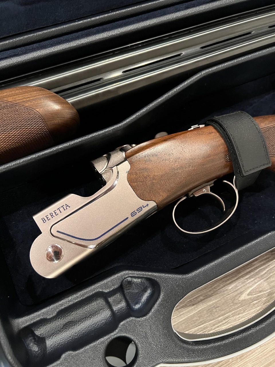 Beretta 694 Sporting Over/Under Shotgun