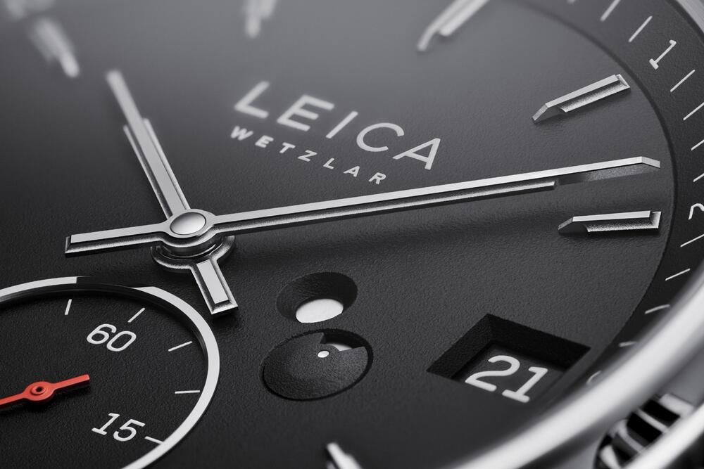 Leica_Watch_zb_HiRes_RGB@2x.jpg