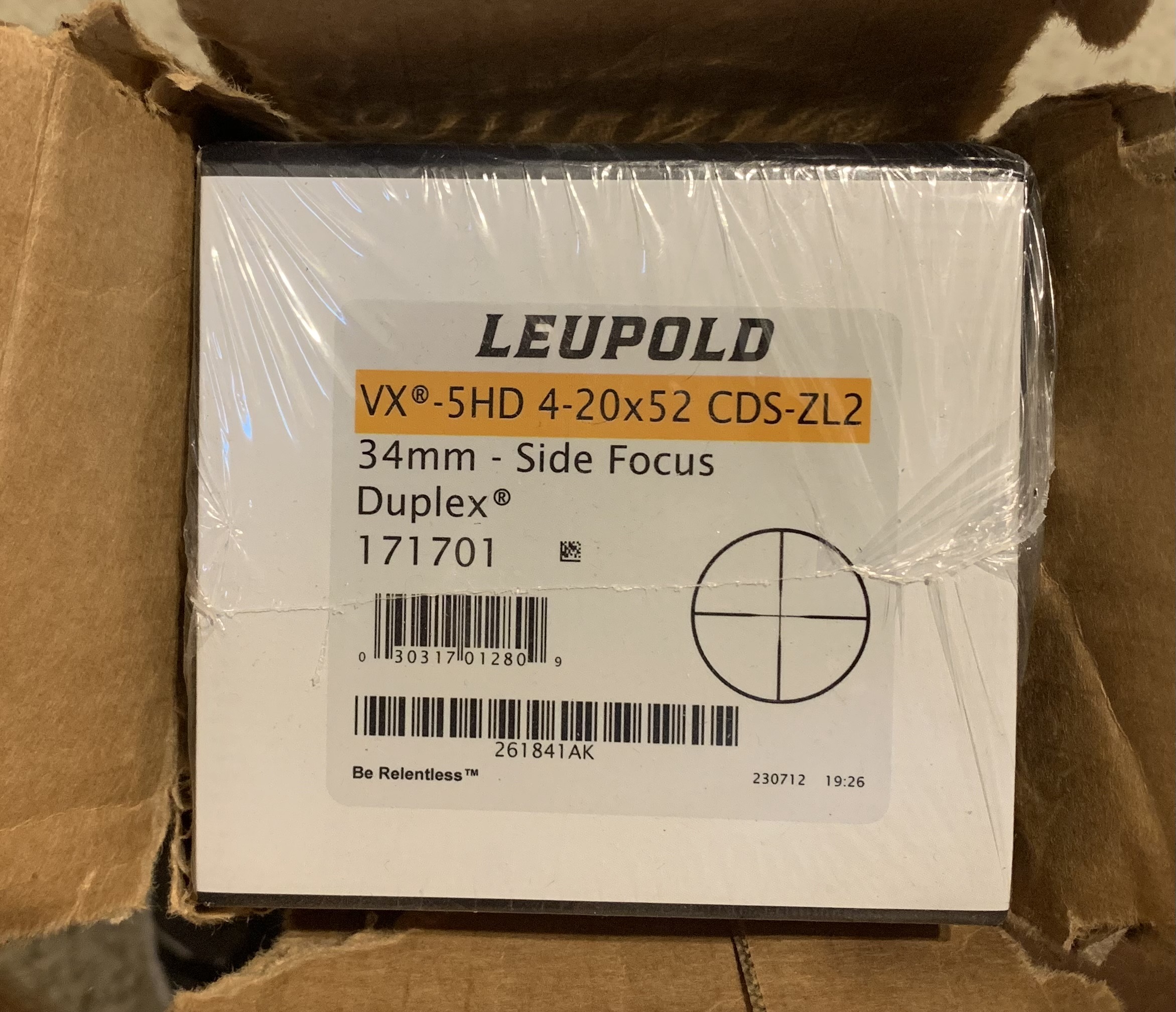 Leupold_VX-5HD 4-20x52 CDS-ZL2_34MM-Side Focus Duplex.jpg