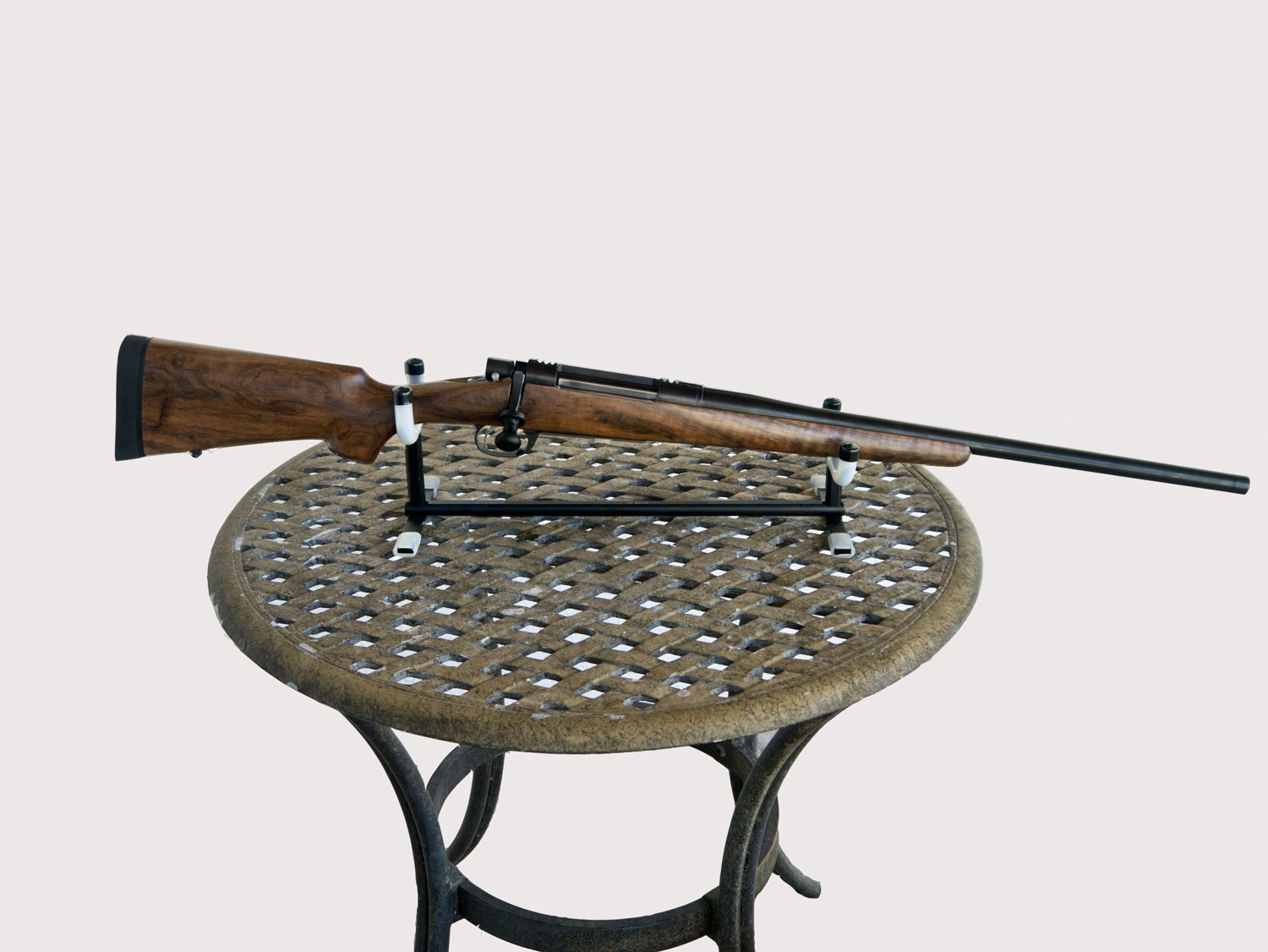 Right-facing-Rifle-with-edits-1500.jpg