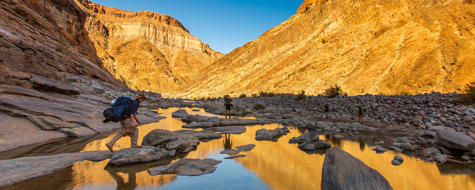 SFW-FishRiverCanyonHike_Namibia_GetawayMagazine_Banner_028.jpg