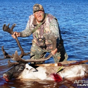 Caribou Bowhunting