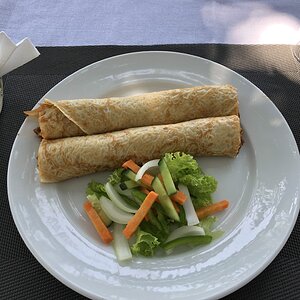 Impala meat sauce crepe with vegetables