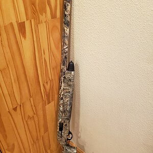 Beretta A300 12g, 28 In barrel. Max-5 camo Shotgun