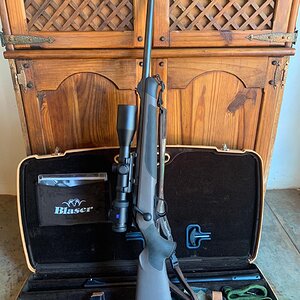 Blaser R8 Rifle with 6.5X55 and 9.3X62 barrels