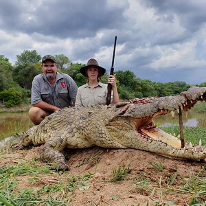Hunt Crocodile in Zimbabwe