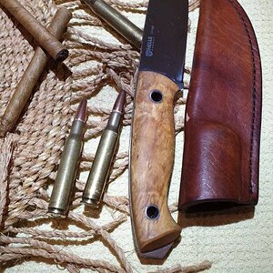 Helle Utvaer Knife