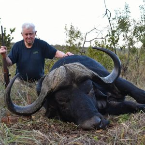 Buffalo Hunt South Africa | AfricaHunting.com