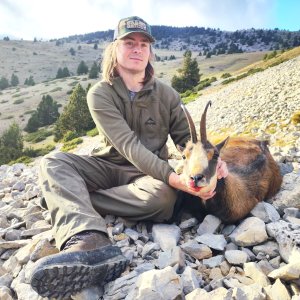 Media 'Chamois Hunt Andorra' in category 'Hunting Worldwide'