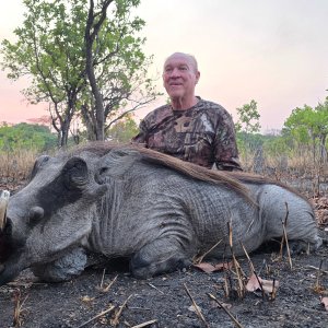 Media 'Waterbuck Hunt Takeri Reserve Zambia' in category 'Hunting Africa'