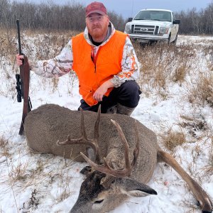 Whitetail Deer Hunting Canada