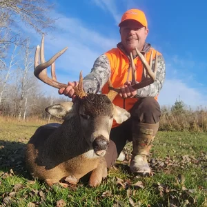 Whitetail Deer Hunt Minnesota