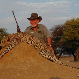 Hunting Leopard in Namibia