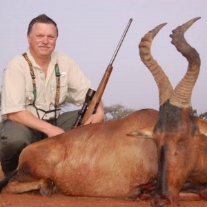 Hunting Red Hartebeest with Wintershoek Johnny Vivier Safaris in SA