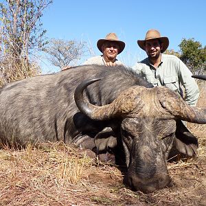 Hunting Buffalo with Wintershoek Johnny Vivier Safaris in SA