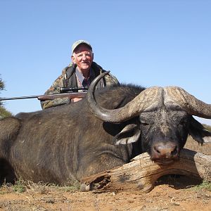 Hunting Buffalo with Wintershoek Johnny Vivier Safaris in SA