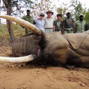 Hunting Elephant with Wintershoek Johnny Vivier Safaris in SA