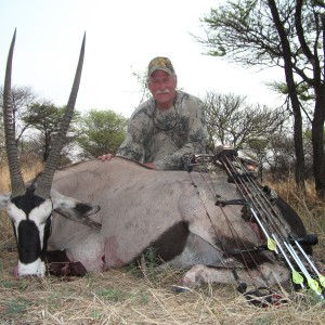 Bowhunting Gemsbok in Namibia