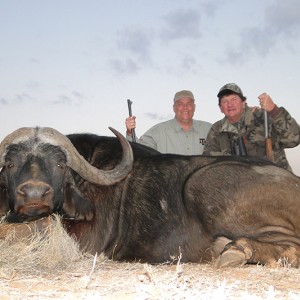 Buffalo hunt with Wintershoek Johnny Vivier Safaris