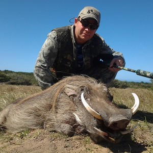 Warthog hunt with Wintershoek Johnny Vivier Safaris