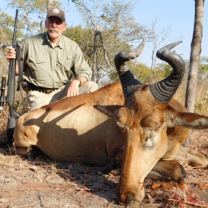 Hunting LichtensteinÃ¢â‚¬â„¢s Hartebeest in Tanzania with Nathan Askew of Bullet