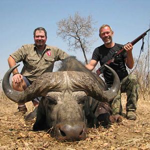 Buffalo Hunt Zimbabwe