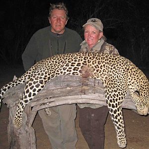Leopard Hunting Big 5 completed for this amazing lady hunter!