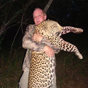 Leopard Hunt Zimbabwe