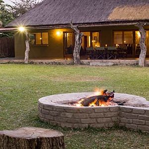 Pro Hunting Safaris Giraffe Camp Hunting Accommodation