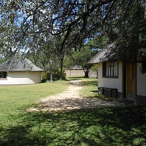 Hunting Accommodation Zimbabwe Camps