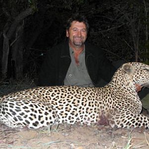 Leopard Hunt