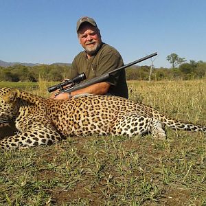 Leopard Hunt Zimbabwe