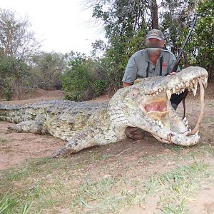 Hunt Crocodile in Tanzania