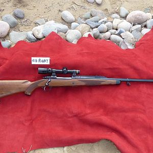 416 Rigby Ruger Safari Magnum Rifle with Leupold 1.5x5 VXIII in Alaska Arms QD rings