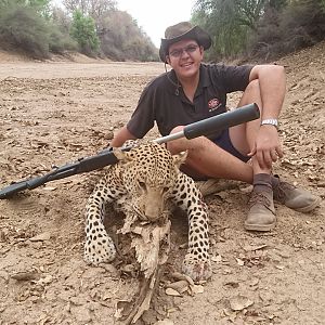 Leopard Hunt Namibia