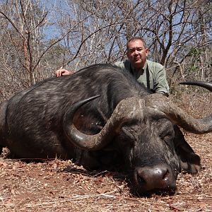 Zimbabwe Hunt Cape Buffalo